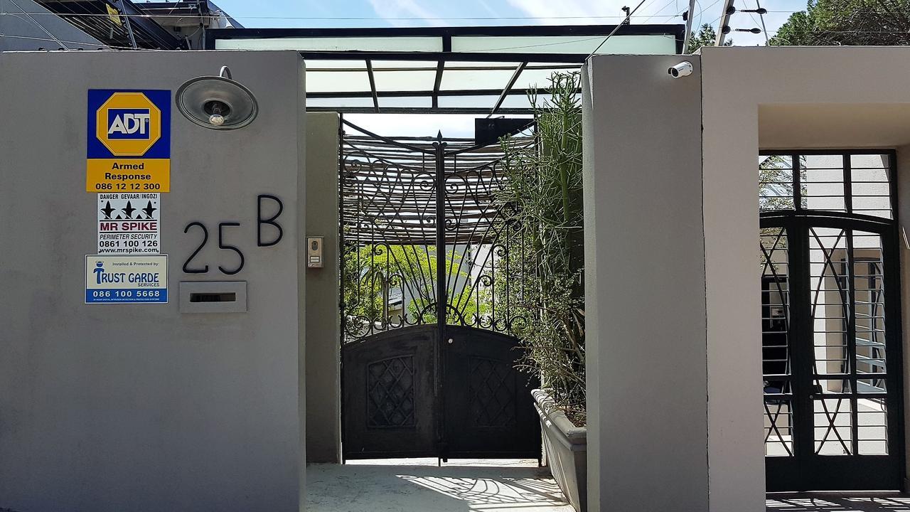 Villa Solar-Powered Table Mountain Retreat Kapstadt Exterior foto